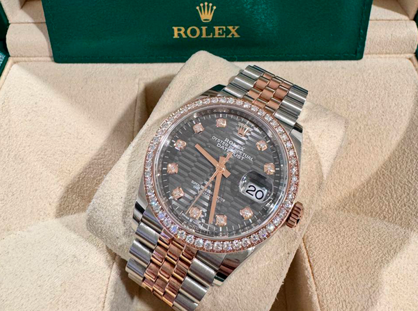 Buy original Rolex Datejust 36 m 126281rbr-0029 with Bitcoin!
