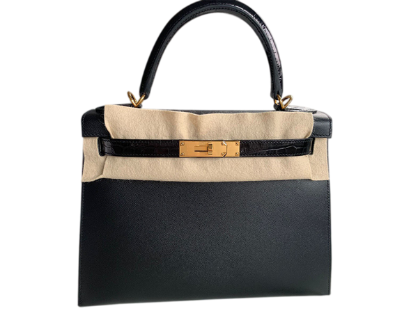 Buy original HERMÈS Kelly Sellier 28 H082738CCAD with Bitcoin!